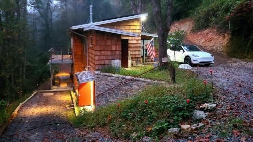 bracken_cabin_brevard_north_carolina_exterior__05