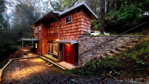 bracken_cabin_brevard_north_carolina_exterior__07