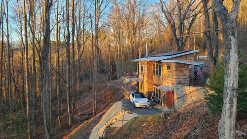 bracken_cabin_brevard_north_carolina_exterior__17
